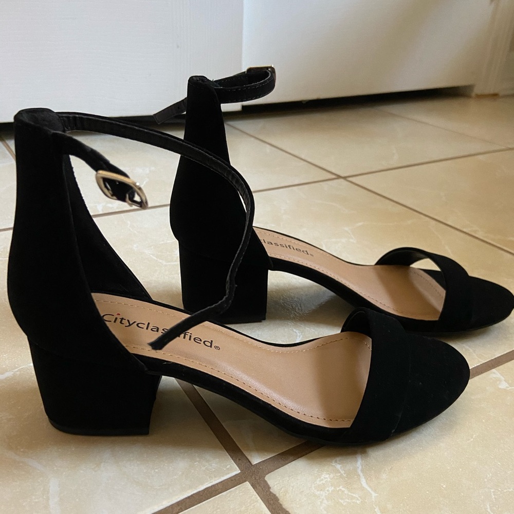 City Classified Heeled Sandals